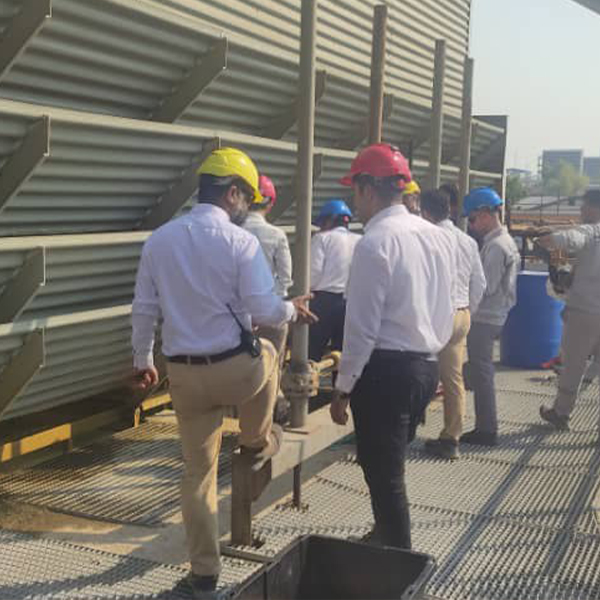 خدمات غواصی و تعویض Nut کولینگ تاور پاد جم